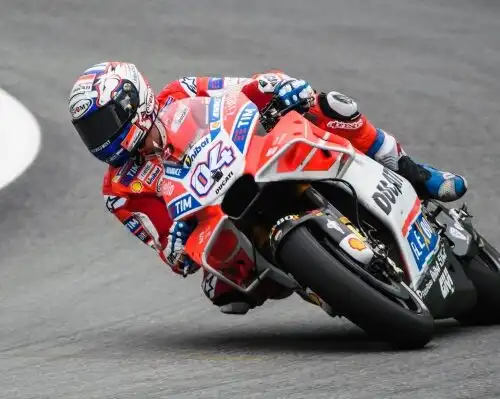 Dovizioso vede la pole position, Rossi indietro