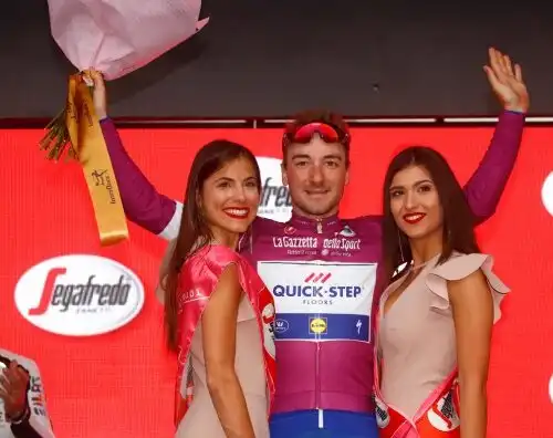 Giro, Elia Viviani concede il poker