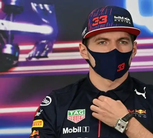 Max Verstappen al veleno sul testa a testa con Lewis Hamilton