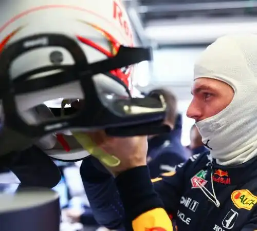 F1, Max Verstappen vs Lewis Hamilton: colpo di scena a Sochi