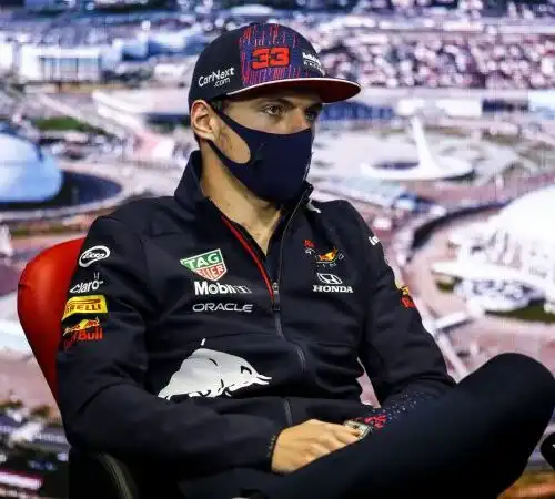 A Sochi Verstappen partirà in fondo: Max spiega il ragionamento fatto