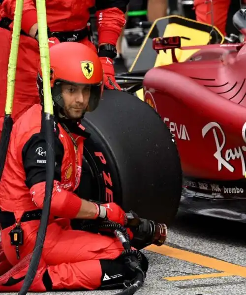 Ferrari tragicomica: le foto dell’incredibile figuraccia ai box