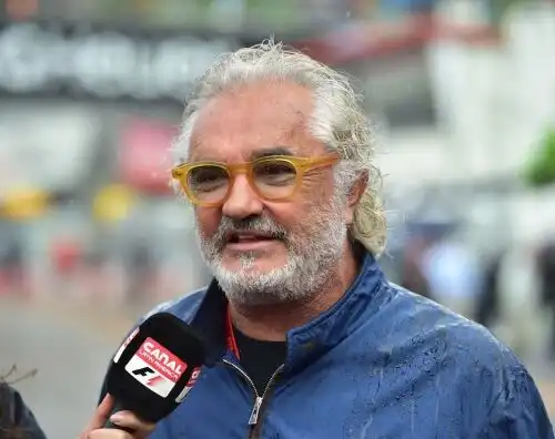 Flavio Briatore punge la Ferrari