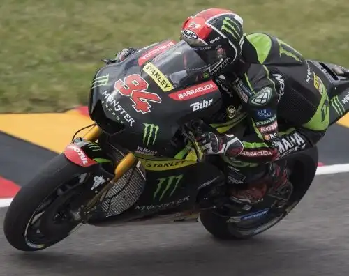 Warm Up, sfreccia Folger. Valentino Rossi ottavo