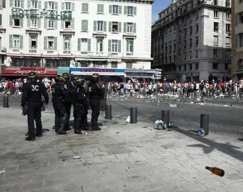 Follia ultrà a Marsiglia