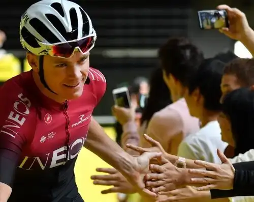 Chris Froome, continua il calvario