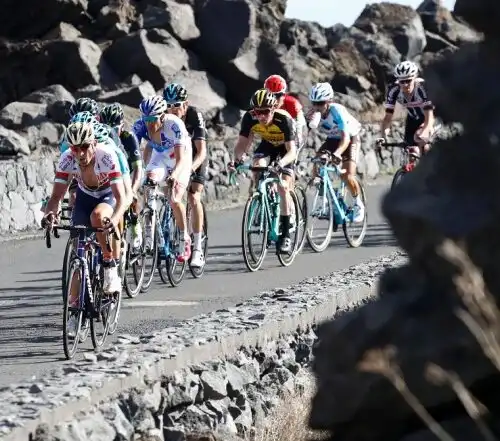 Giro, sì alla cronoscalata “infernale” fino alla bocca dell’Etna