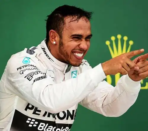 Hamilton: “Le nuove regole? Ridicole”