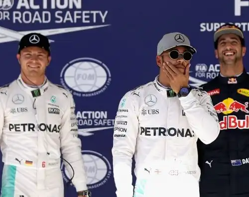 Hamilton dice 50, Rosberg vede il titolo