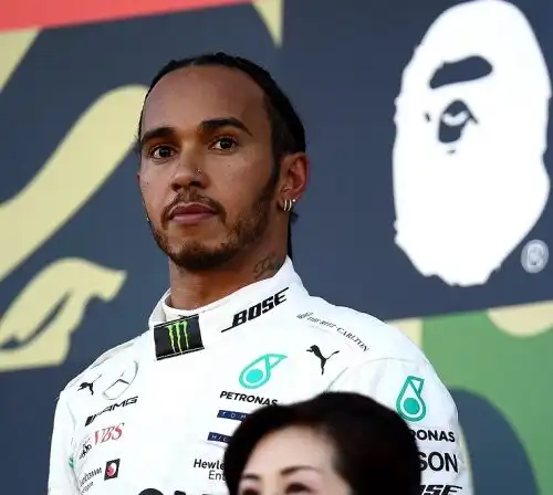 Hamilton, bordata alla Ferrari: “Noi i migliori e non cambierà”