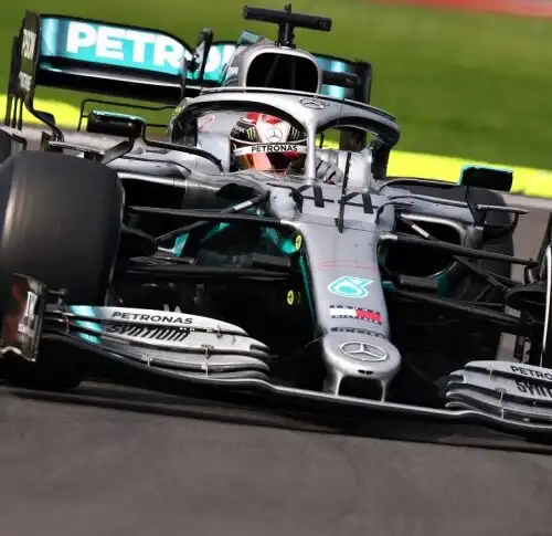 Hamilton vince in Messico, la Ferrari sbaglia la strategia