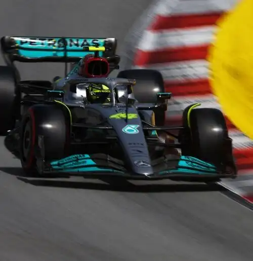 Clamoroso Lewis Hamilton: si vuole ritirare