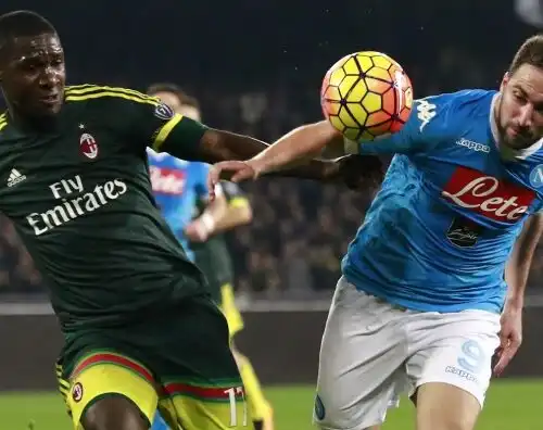 Napoli, niente sorpasso sulla Juve