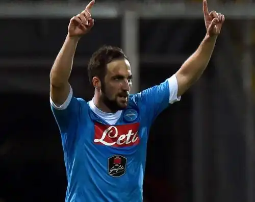 Lo United plana su Higuain