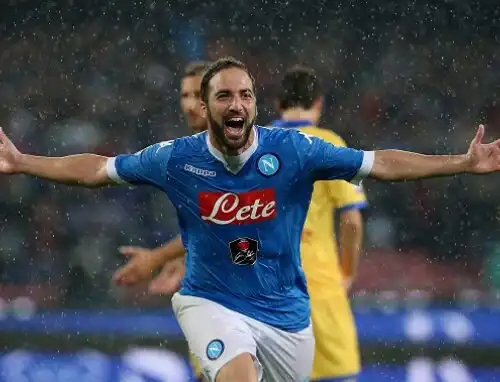 Napoli trema, Higuain è sempre più lontano