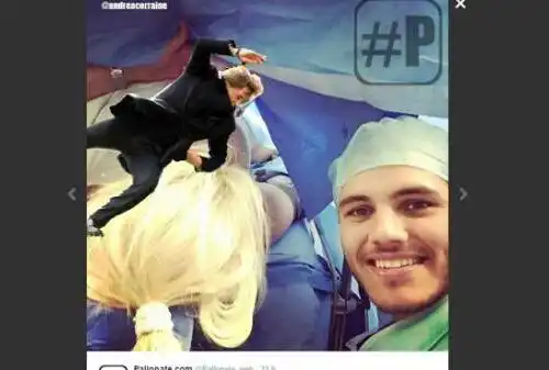 Ironia sul selfie di Icardi