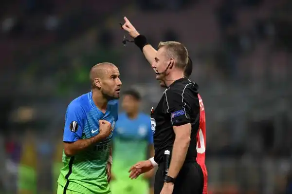 Figuraccia dei nerazzurri a San Siro. I campioni d’Israele passano con merito a San Siro al termine di altri 90’ sconcertanti della squadra di De Boer, colpita da un uno-due firmato Vitor e Buzaglo.