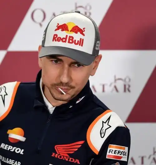 Jorge Lorenzo chiede ancora un mese