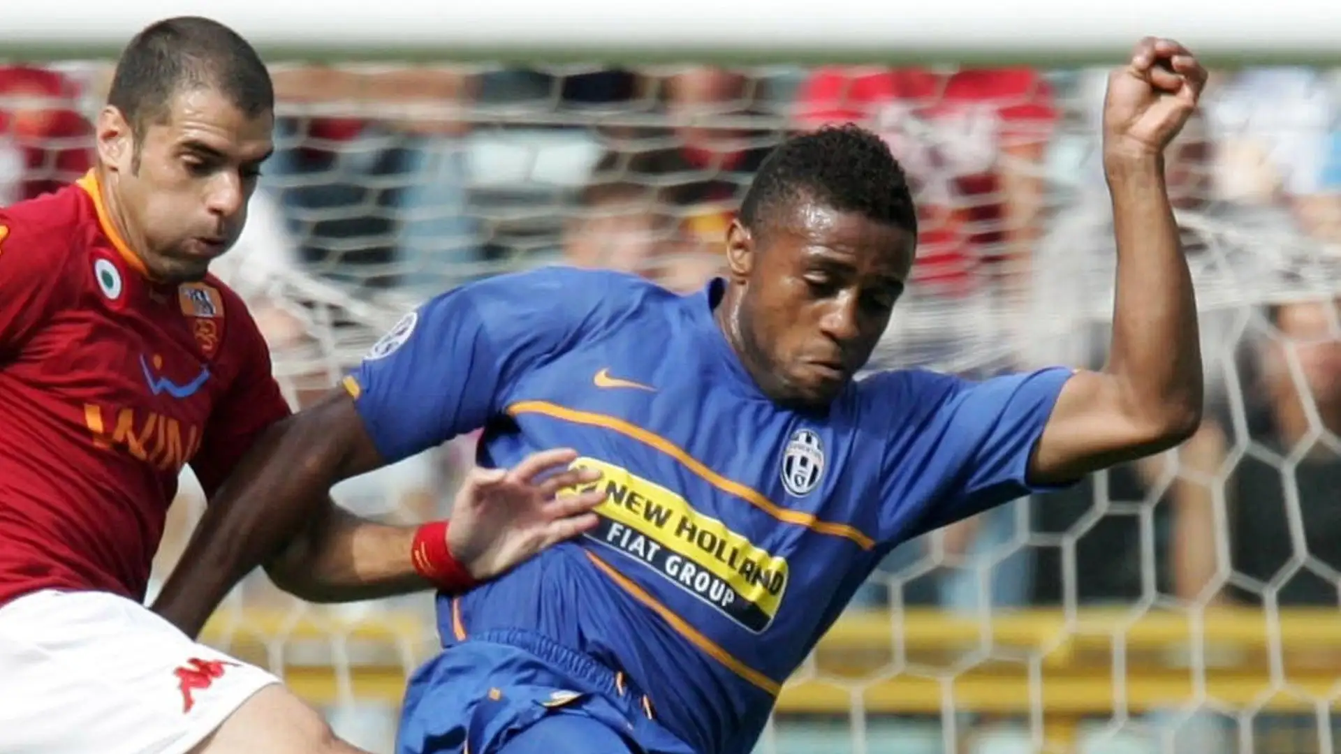 Una storia sfortunatissima quella di Jorge Andrade, che nel suo biennio alla Juventus si ruppe 2 volte il ginocchio. 5 presenze in bianconero e poi il ritiro dal calcio
