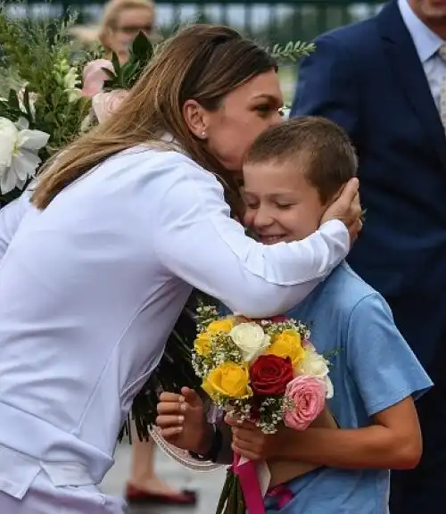 La Romania ai piedi di Simona Halep