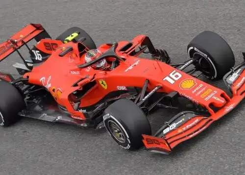 Ferrari, Leclerc domina il venerdì di Monza