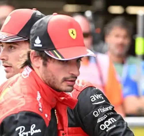 F1, ordini di scuderia tra Charles Leclerc e Carlos Sainz? La Ferrari prende posizione