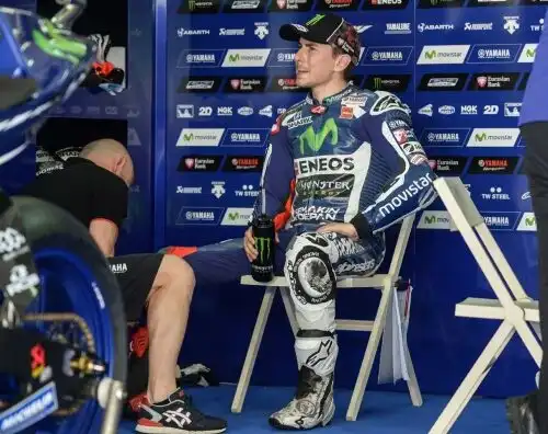 Yamaha, schiaffo a Lorenzo