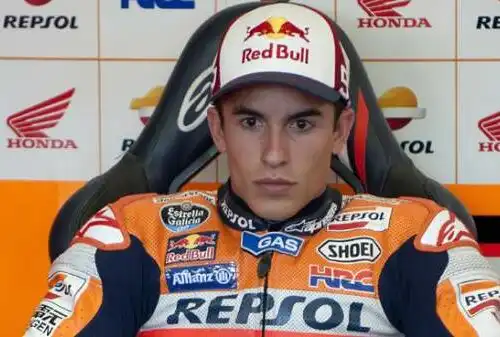 Parigi, anche Marquez in lutto