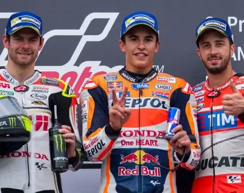 Marquez trionfa e scappa, Rossi solo ottavo