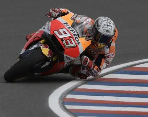 Marquez al comando, Rossi quarto