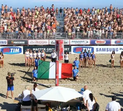 E’ estate, tempo di sand volley