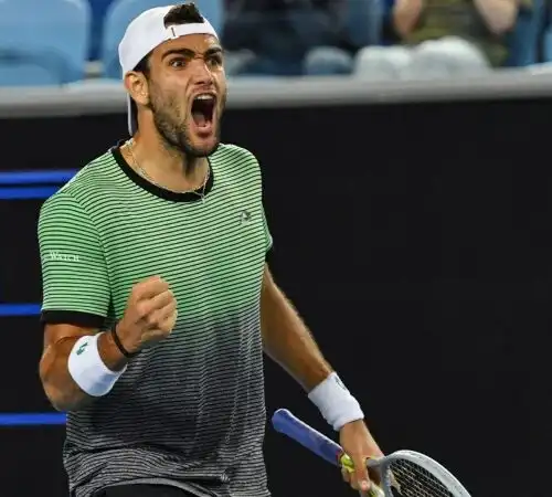 Matteo Berrettini prima soffre, poi vince