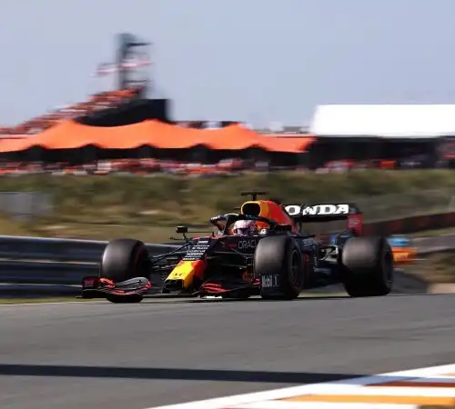 Gp Olanda: FP3 a Verstappen, Sainz va contro il muro