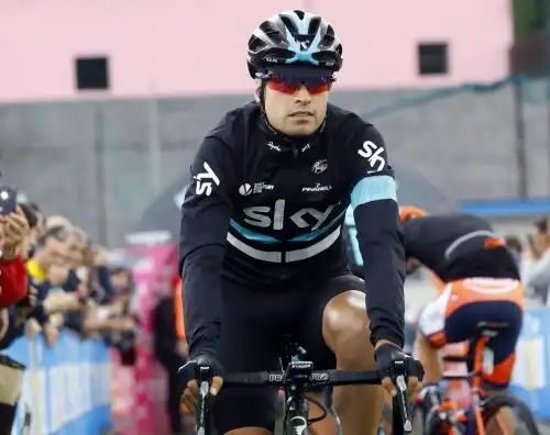 Catastrofe Landa al Giro: ritirato