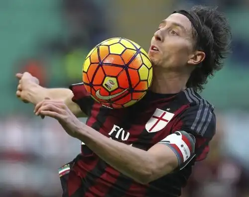 “Montolivo vattene”, rivolta dei tifosi sui social