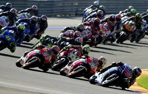 MotoGp, svelato il calendario