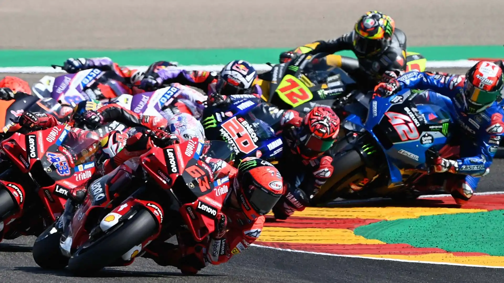 Fantastica lotta tra Bastianini e Bagnaia: la vince il pilota del team Gresini