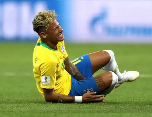 Brasile, infortunio per Neymar