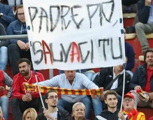 Benevento: i tifosi già nelle mani dei santi