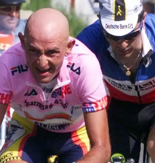 Pantani avrebbe 50 anni: la lettera dell’ex fidanzata