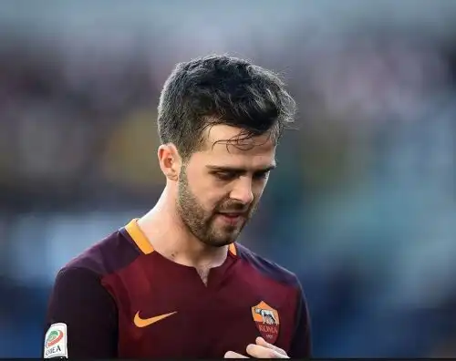 Pjanic saluta la Roma: “Uomo grazie a te”