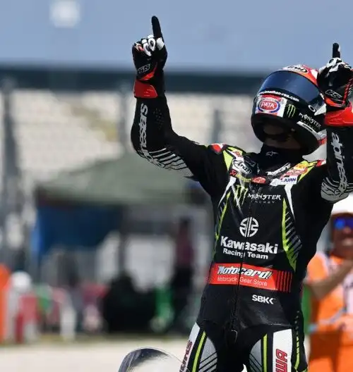 Superbike, Rea vince a Misano e riapre il Mondiale