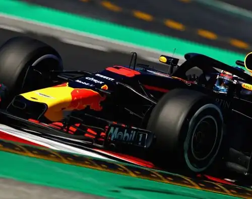 Test Barcellona: Ricciardo è il più veloce al mattino