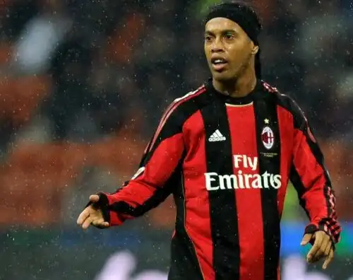 Ronaldinho: “Mi manca il Milan”