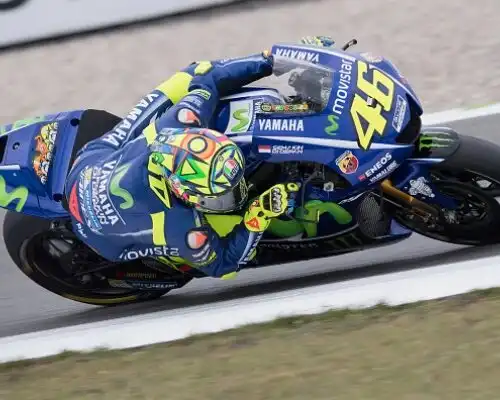 Barberà a sorpresa, Valentino Rossi fatica