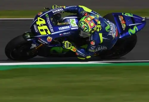 Valentino Rossi a un soffio da Marc Marquez