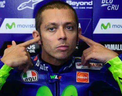 Valentino Rossi operato, addio al Mondiale