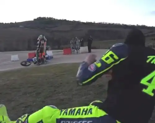 Luca cade, la “disperazione” di Valentino Rossi