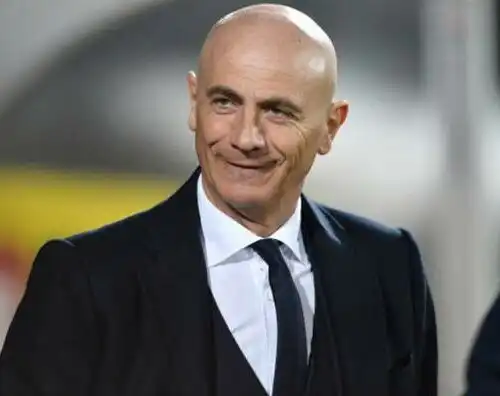 Coronavirus, l’Honved allontana Sannino