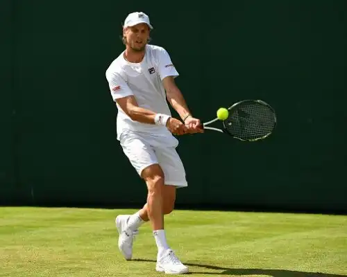 Wimbledon, ok cinque italiani su otto